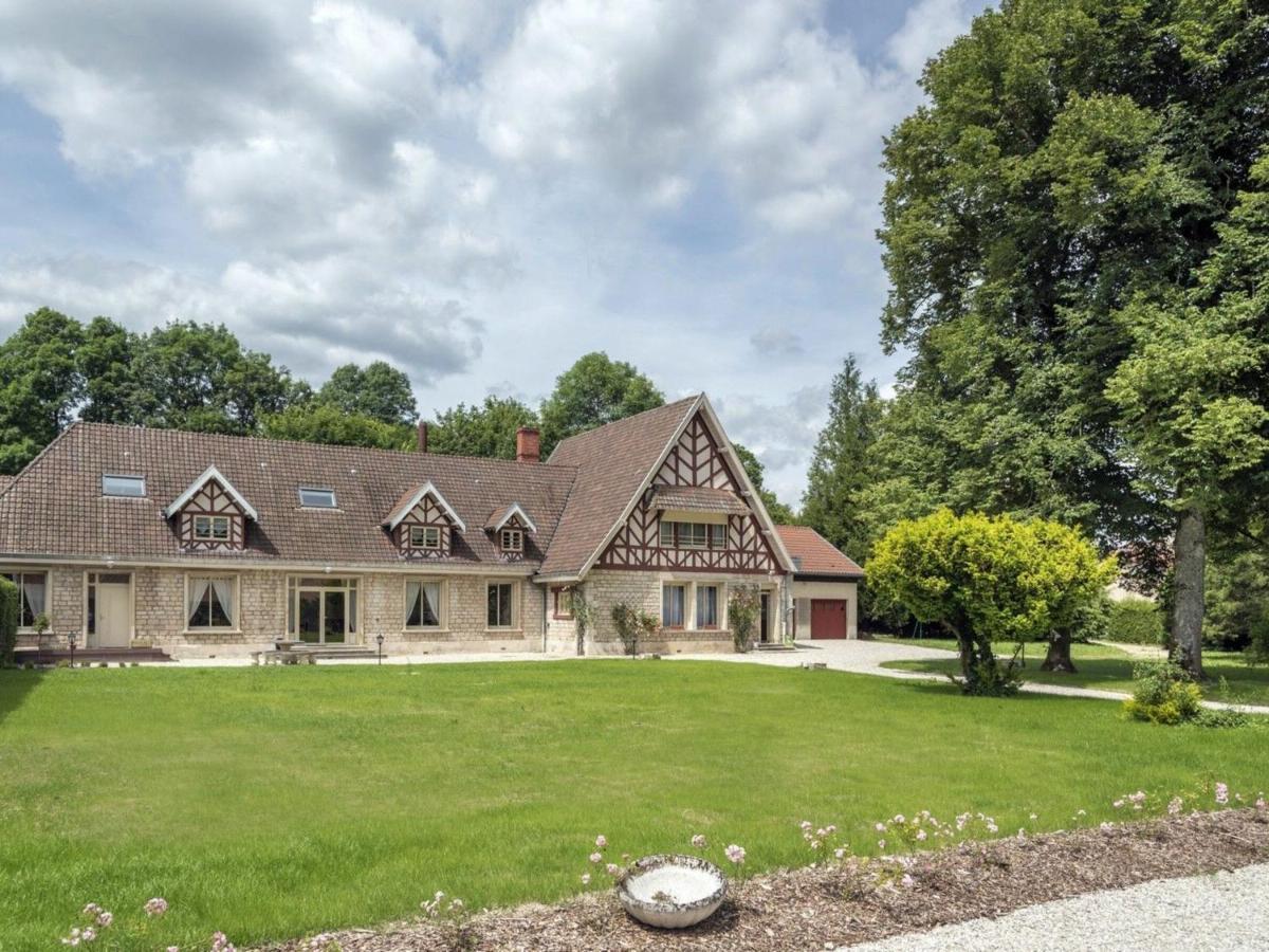 Pour 12 Face Au Chateau De Avec Jardin, Cheminee Et Equipements Pmr - Fr-1-585-38 * Thillombois