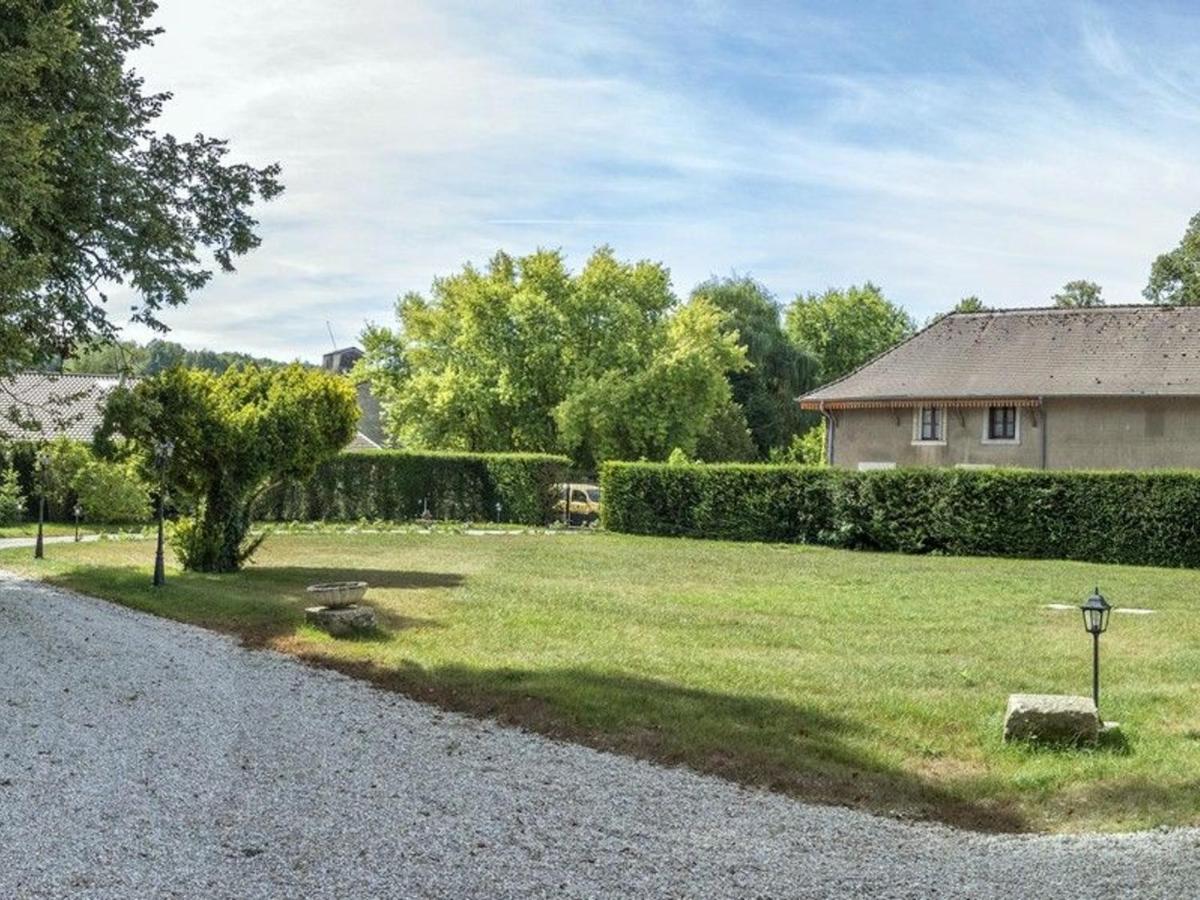 Holiday home Pour 12 Face Au Chateau De Avec Jardin, Cheminee Et Equipements Pmr - Fr-1-585-38